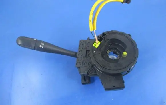 Chrysler Grand Voyager IV Other switches/knobs/shifts 04685922A