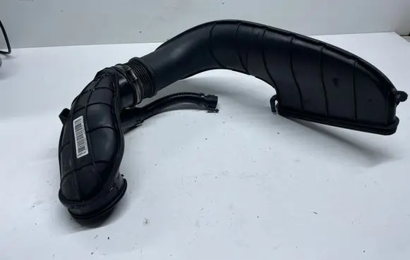BMW X6 E71 Air intake duct part