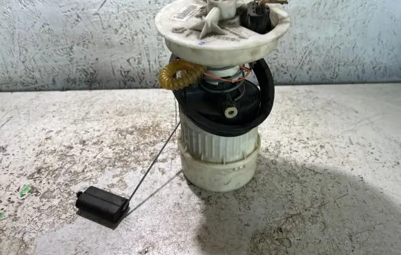 Ford C-MAX I In-tank fuel pump 3M519H307 P0004001AE