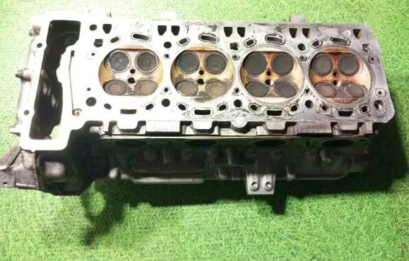 BMW X5M E70 Engine head 7586182 11127586179
