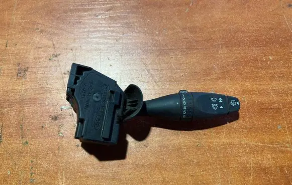 Ford Mondeo Mk III Wiper control stalk 1S7T17A553DC