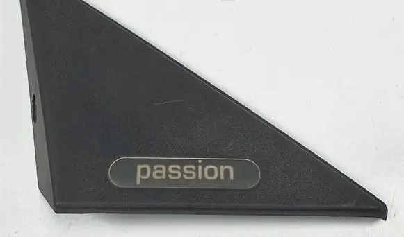 Jaguar XF X250 Fender end trim 0000982V008