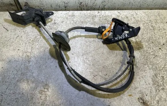 Gear shift cable linkage