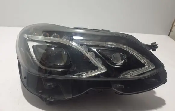 Mercedes-Benz E W212 Headlight/headlamp A2129063203