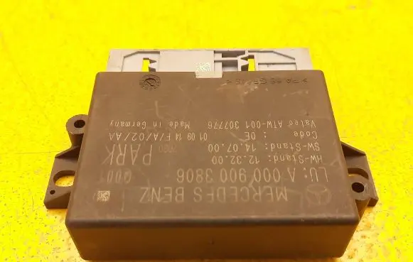 Mercedes-Benz C W205 Parking PDC control unit/module A0009003806