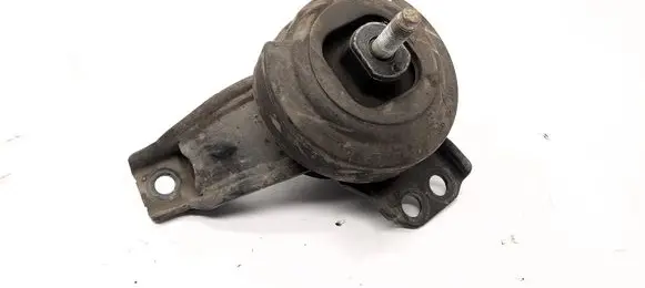 Hyundai Santa Fe Engine mount bracket 