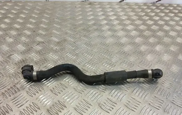 BMW 5 G30 G31 Engine coolant pipe/hose 8571595