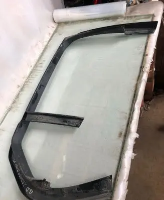 BMW X2 U10 Rear door glass trim molding 51425a30788