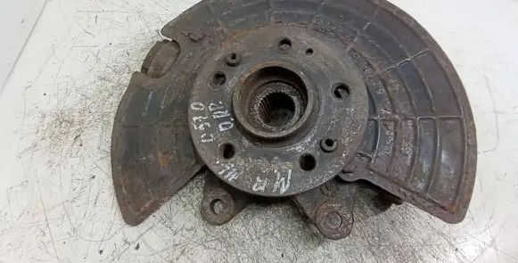 Mercedes-Benz ML W163 Front wheel hub spindle knuckle