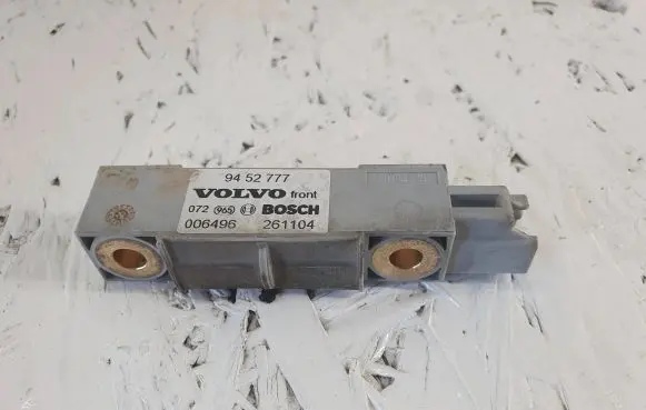 Volvo V70 Airbag deployment crash/impact sensor 9452777 261104 006496