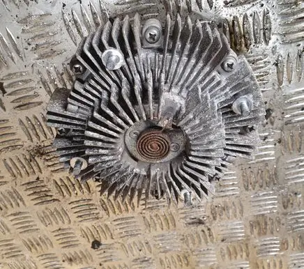Nissan Navara D40 Viscous fan clutch 2600