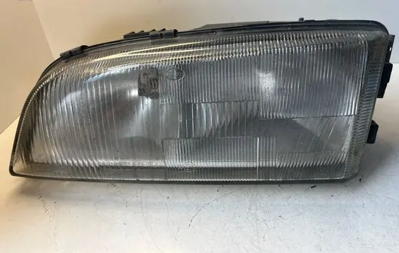 Volvo S70 V70 V70 XC Headlight/headlamp 14734300