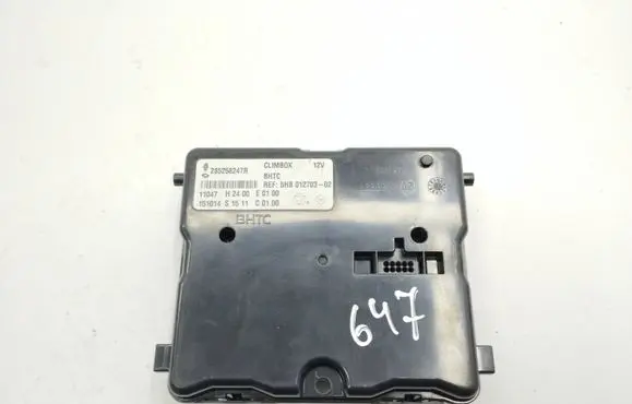 Renault Kadjar Air conditioning/heating control unit 285258247R 5HB01270302