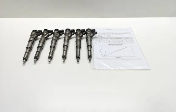 BMW 5 E60 E61 Fuel injectors set 7794435 0445110209 209