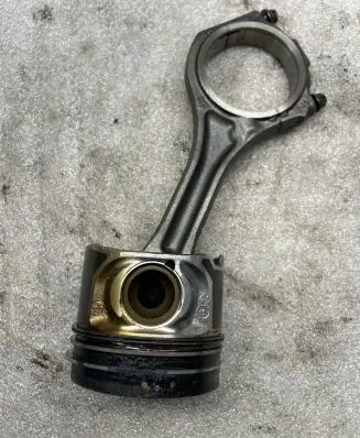 Audi A6 S6 C6 4F Piston 059AA