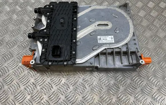 Volkswagen ID. Buzz Battery charger (optional) 1N3915684AA