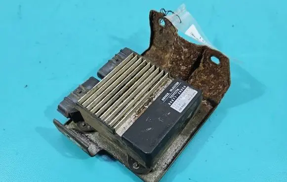 Toyota Land Cruiser (J120) Central body control module 89871-20050 IMPRK1522419