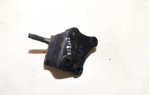 Mazda 626 Engine mounting bracket ge6r