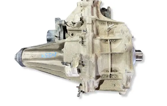 Nissan Navara D40 Gearbox transfer box case 5X40A 3121960150 1960150