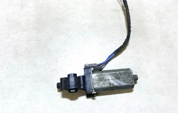 Saab 9-5 Seat adjustment motor 0390201915