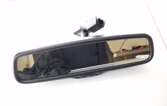 KIA Sportage Rear view mirror (interior) E11026004