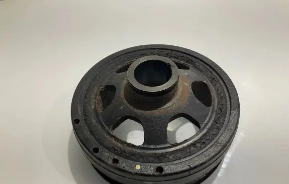 Mercedes-Benz E W211 Crankshaft pulley