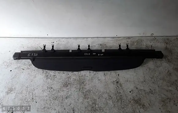 Parcel shelf