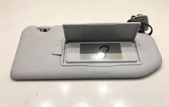 Sun visor