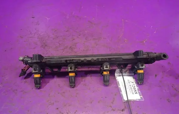 Seat Ibiza IV (6J,6P) Fuel main line pipe 