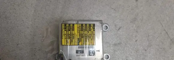 Toyota Prius (XW20) Airbag control unit/module 8917047390