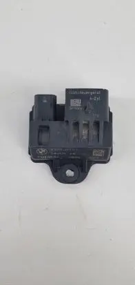 Glow plug pre-heat relay