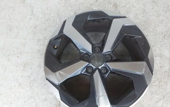 Nissan Qashqai J12 R18 alloy rim 403006UA4J 3536988