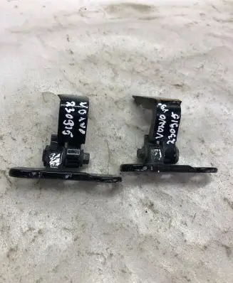 Volvo S90, V90 Front door hinge set 31371552