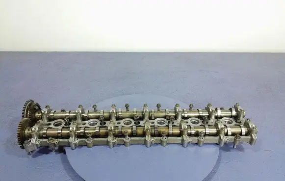 Audi A4 S4 B7 8E 8H Camshaft 8598525