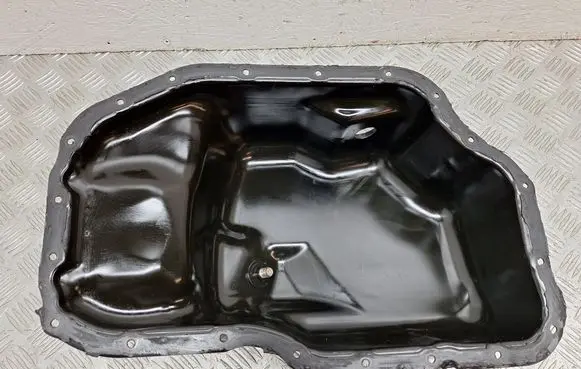 Toyota Avensis T270 Oil sump 121020R020