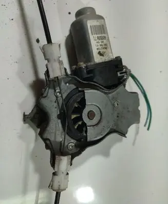 Nissan Almera Tino Front door window regulator motor 400698T1