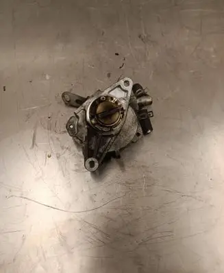 Mitsubishi Outlander Vacuum pump