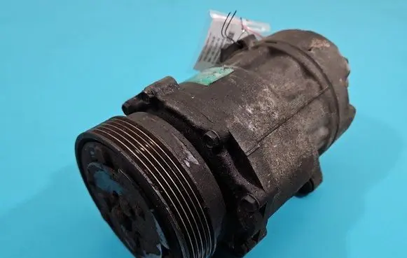 Volkswagen Golf III Air conditioning (A/C) compressor (pump) 7M0820803P IMPRK1448863