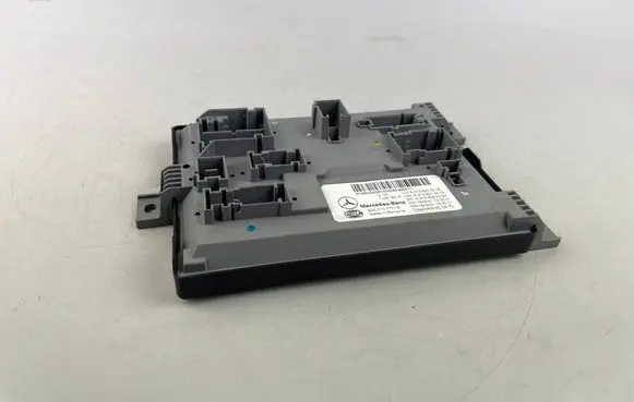 Mercedes-Benz E W213 SAM control unit A2139003208