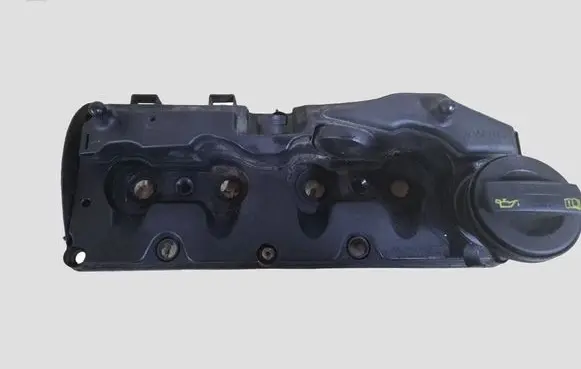Volkswagen PASSAT CC Rocker cam cover 03L103469