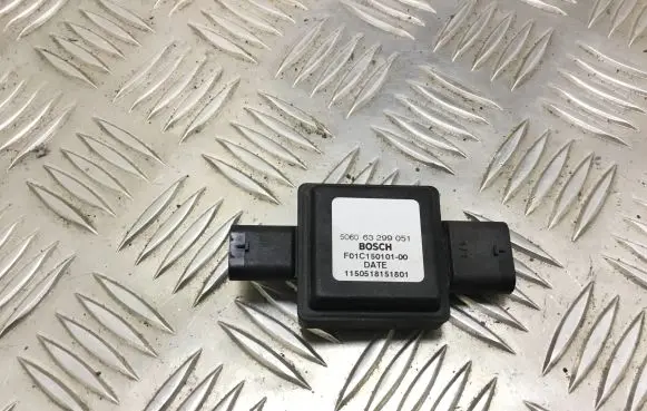 Porsche Cayenne (92A) Adblue control unit 506063299051 F01C15010100