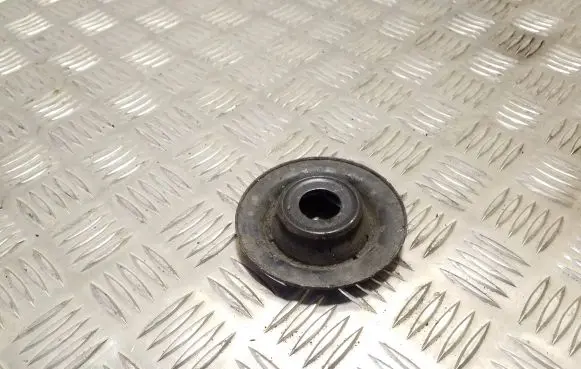 Volkswagen Golf IV Coil spring mount 