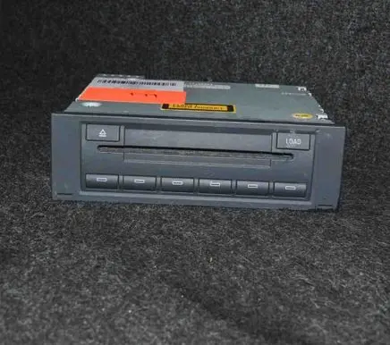 Skoda Fabia Mk1 (6Y) CD/DVD changer 1Z0035111A