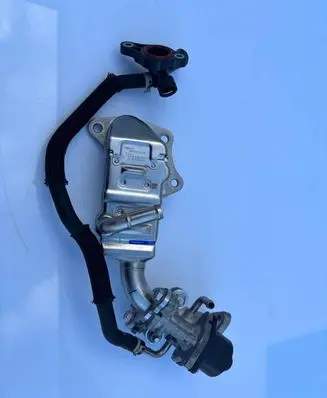 Toyota Yaris Cross EGR valve cooler 2568015010 A31J23A0015