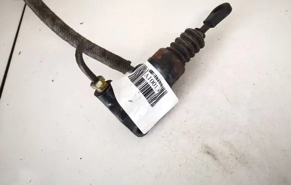 Volkswagen Transporter - Caravelle T4 Clutch master cylinder 