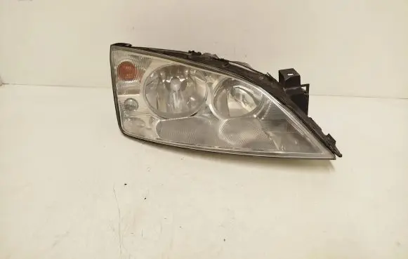Ford Mondeo Mk III Headlight/headlamp