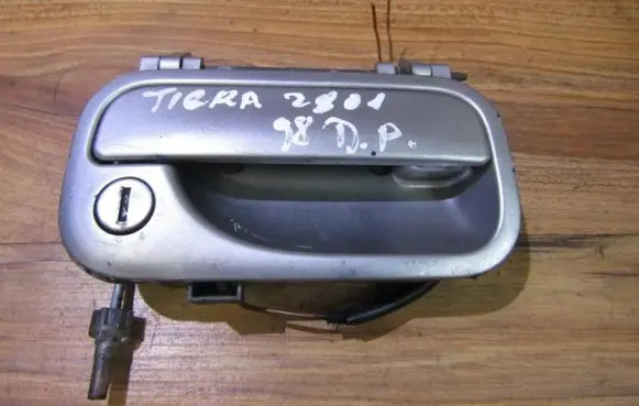 Opel Tigra A Front door exterior handle