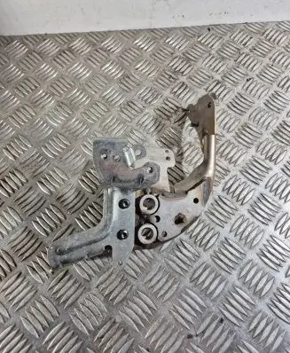 Volvo S60 Other engine bay part 31697445 31686002