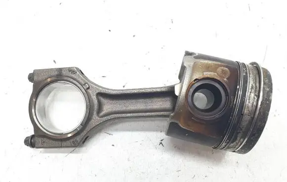 BMW 6 G32 Gran Turismo Piston 858051504
