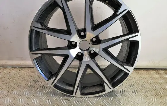 R19 alloy rim